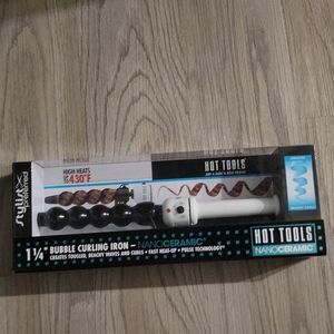 Hot tools bubble curling iron